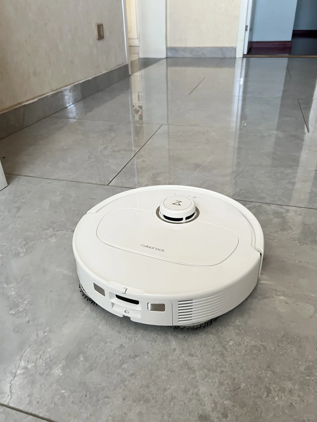 扫地机器人真的很香!!我跟老公少吵了好多架