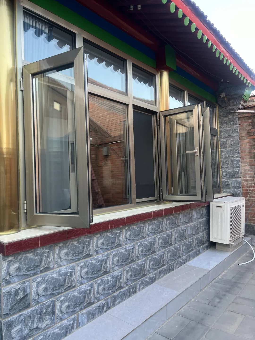 乡村小院门窗大改造