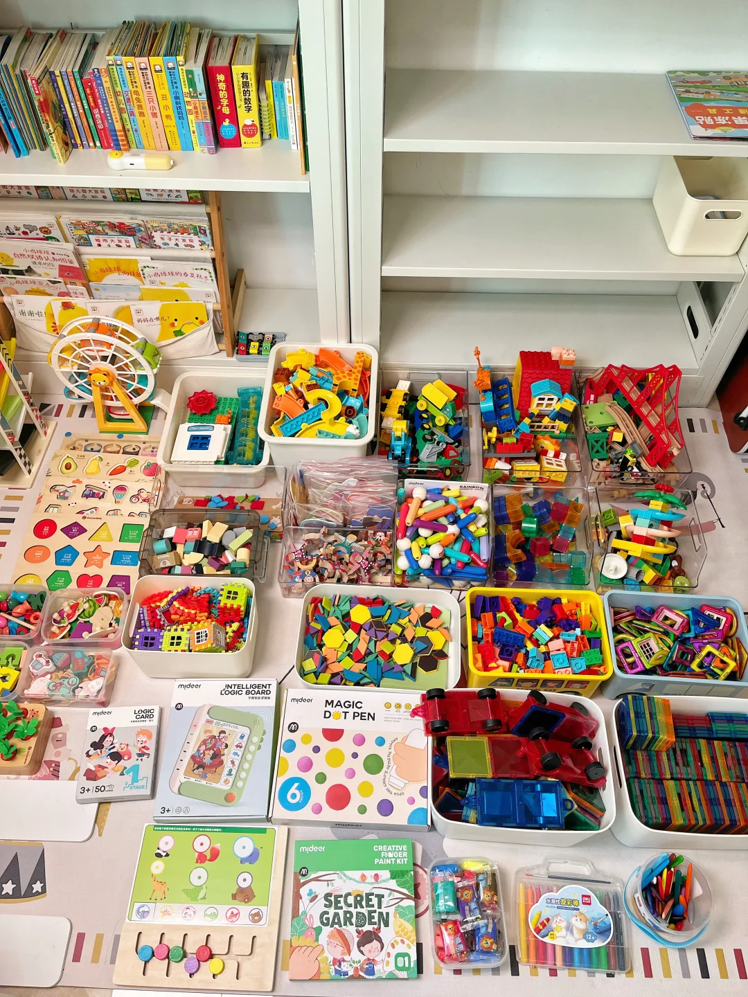 整理玩具☹️是件不容易的事?