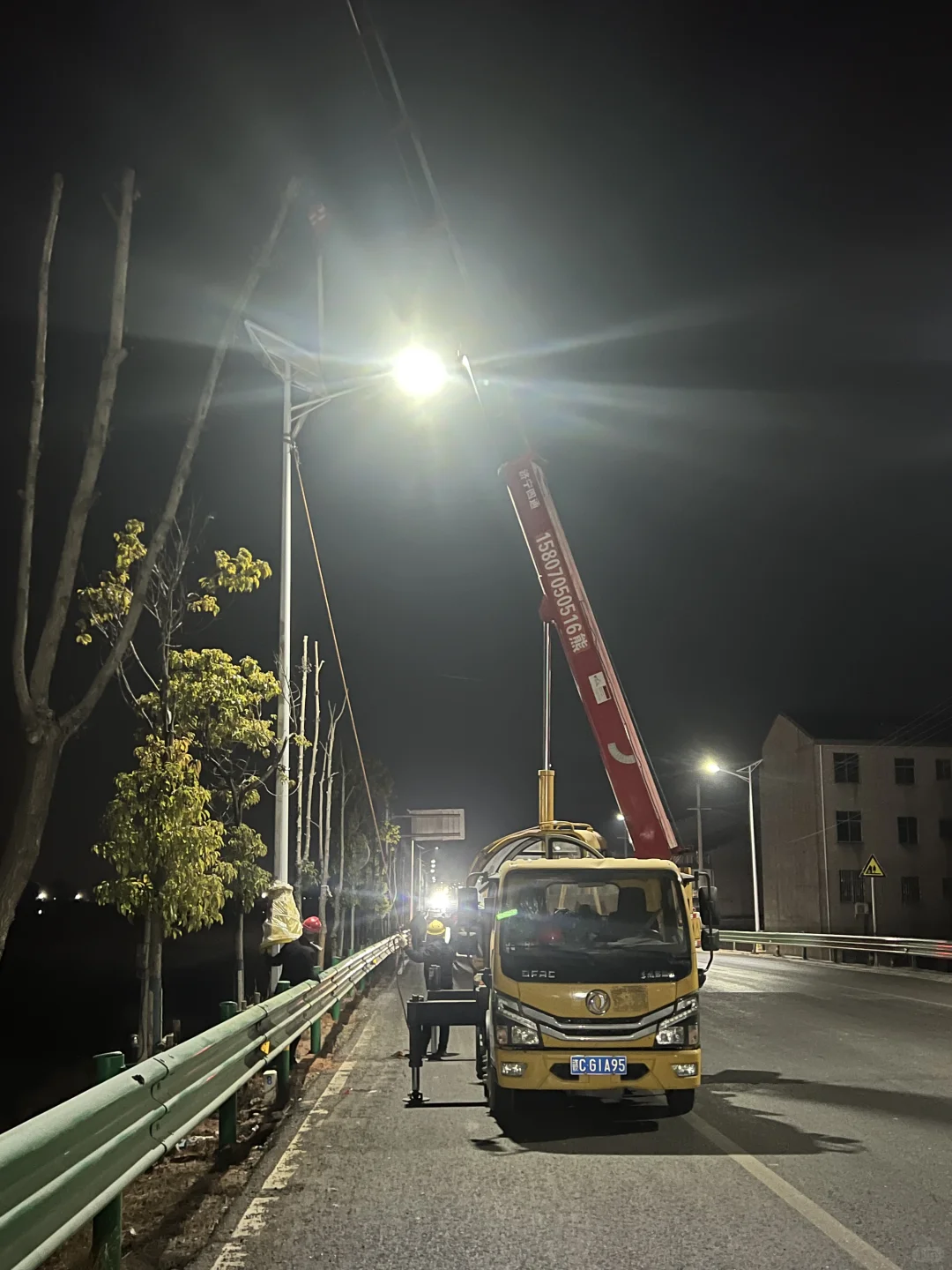 ?【市政级太阳能路灯】亮如白昼还0电费