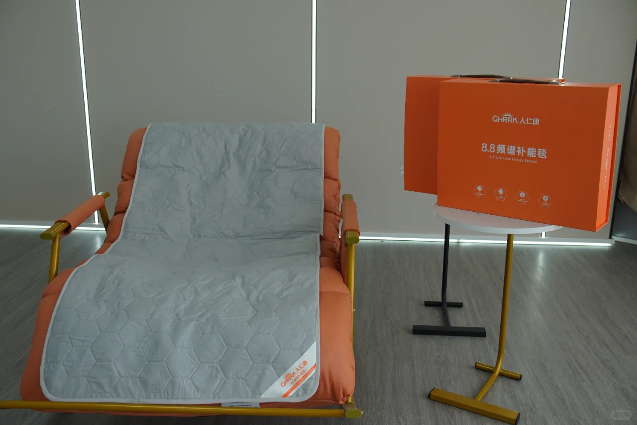 秋冬必备！贴心“小棉袄”石墨烯发热毯来了