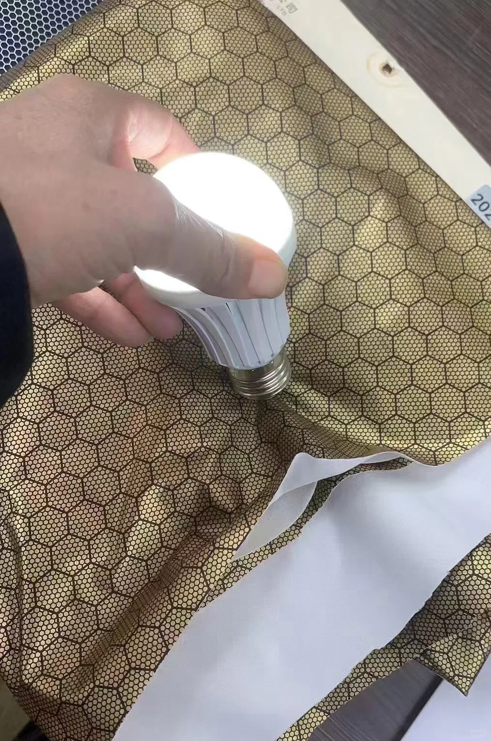 蓄热功能发热里布石墨烯导电里布花型上新