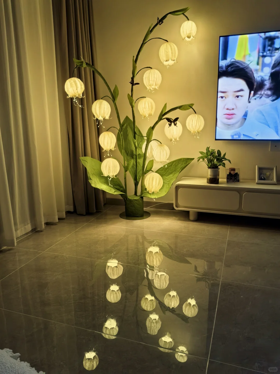 客厅氛围感铃兰花落地灯