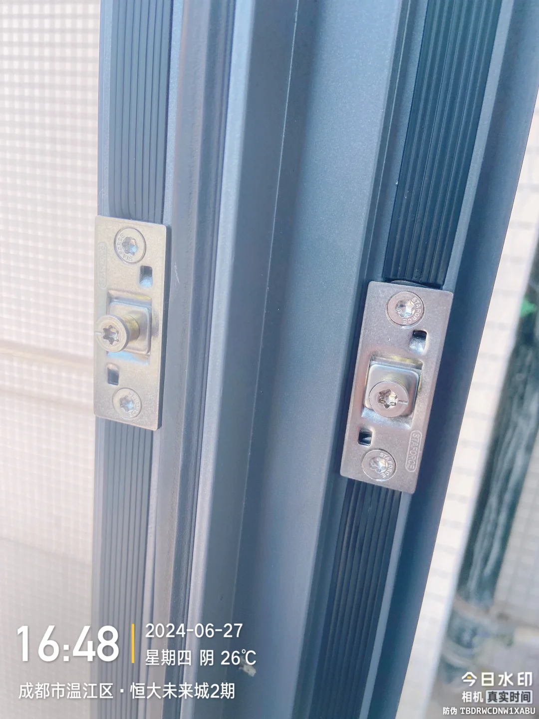 绝美落地大玻璃封阳台，你羡慕了吗？总价才花