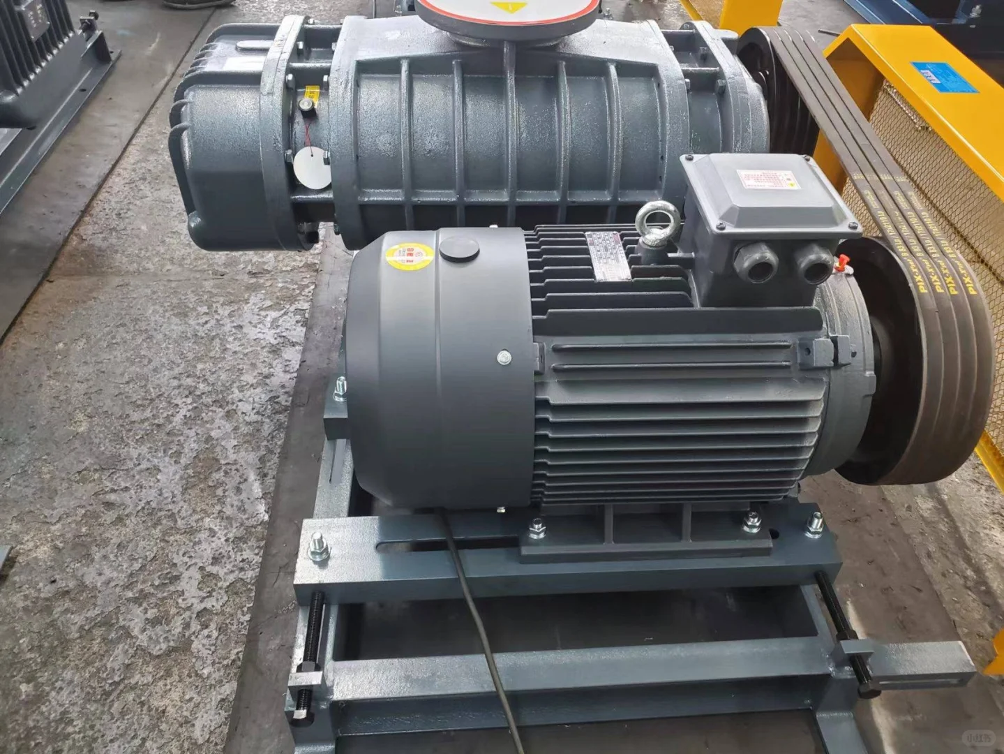 罗茨螺杆真空机组