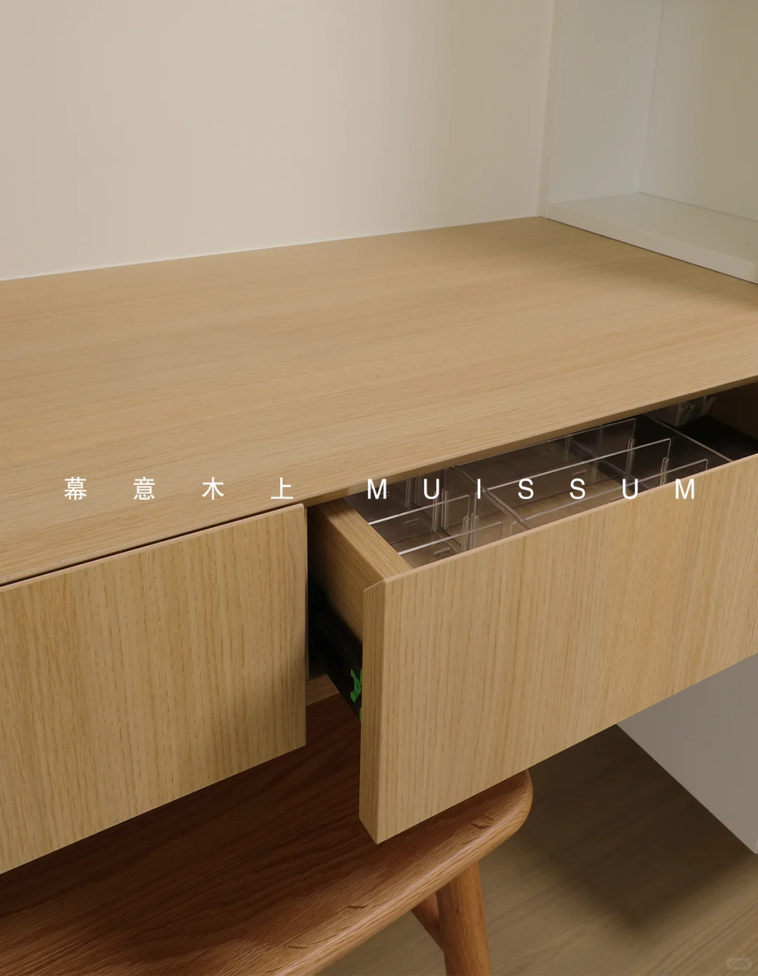 谁懂啊！床尾衣柜+书桌穿插设计 功能双buff