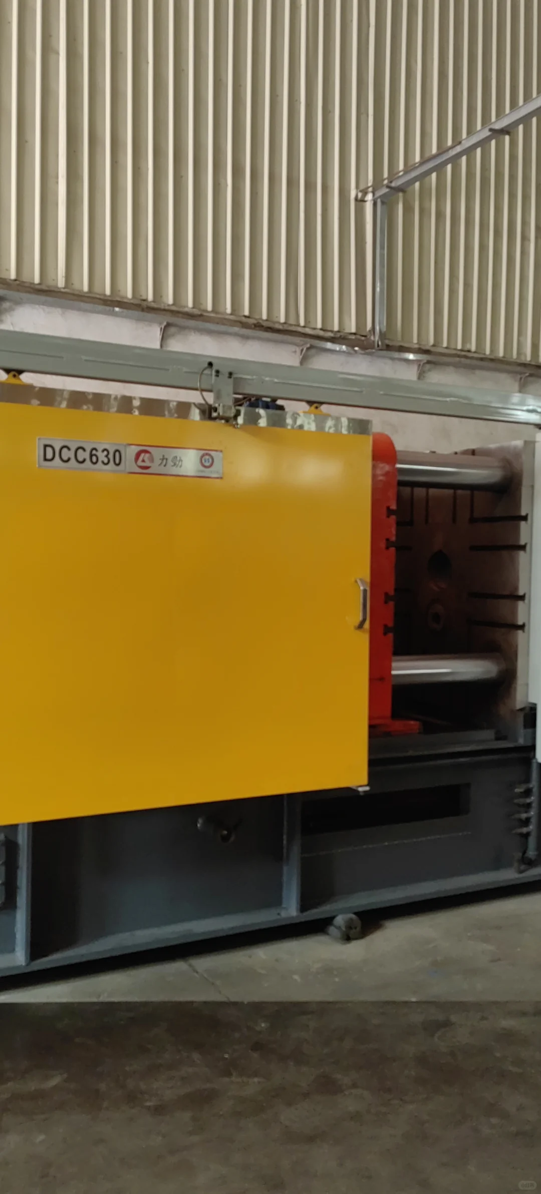 东莞力华二手压铸机吕哥