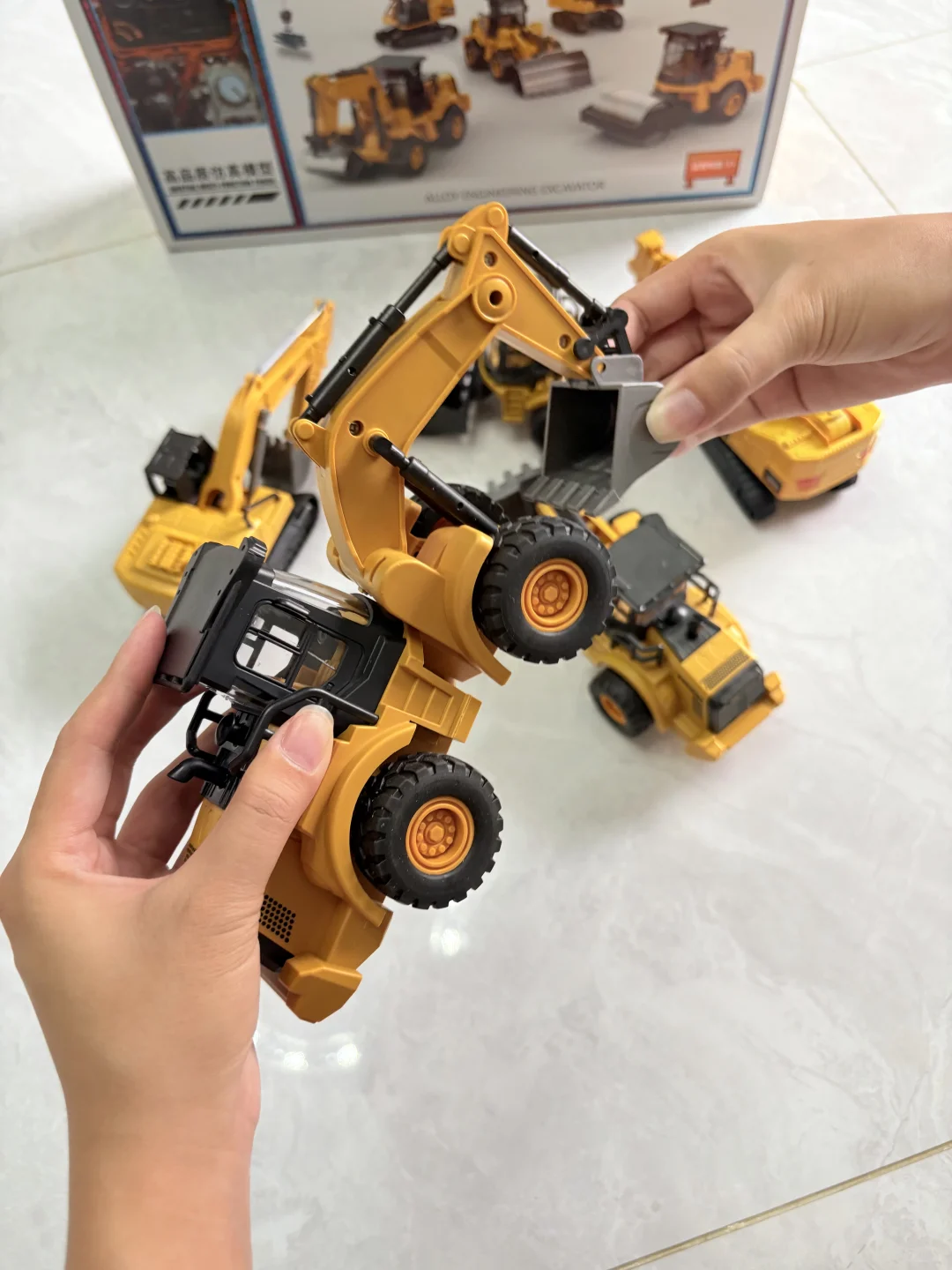 又又又又又给我儿子入手了一套工程车…??️