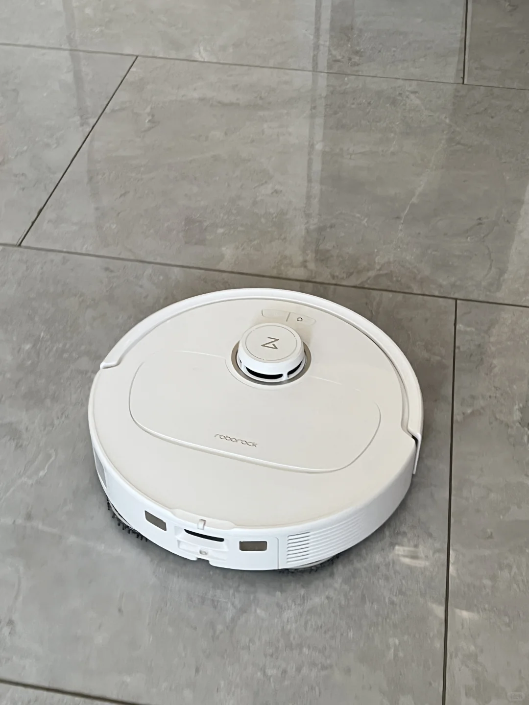 扫地机器人真的很香!!我跟老公少吵了好多架