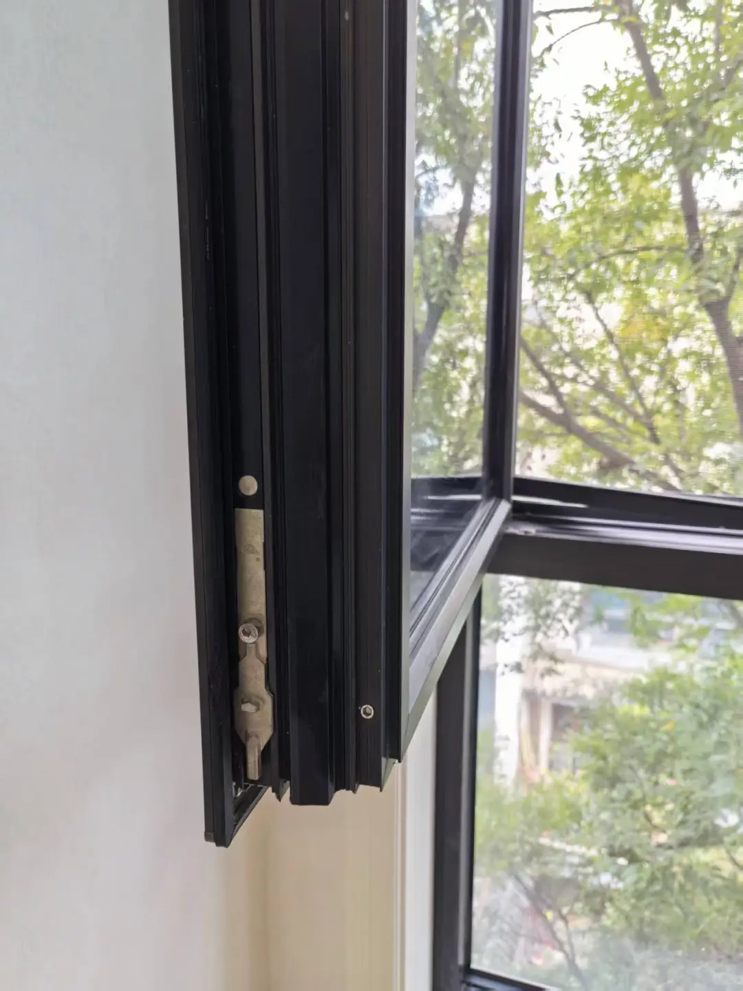 当擦玻璃变成我主要的收入来源