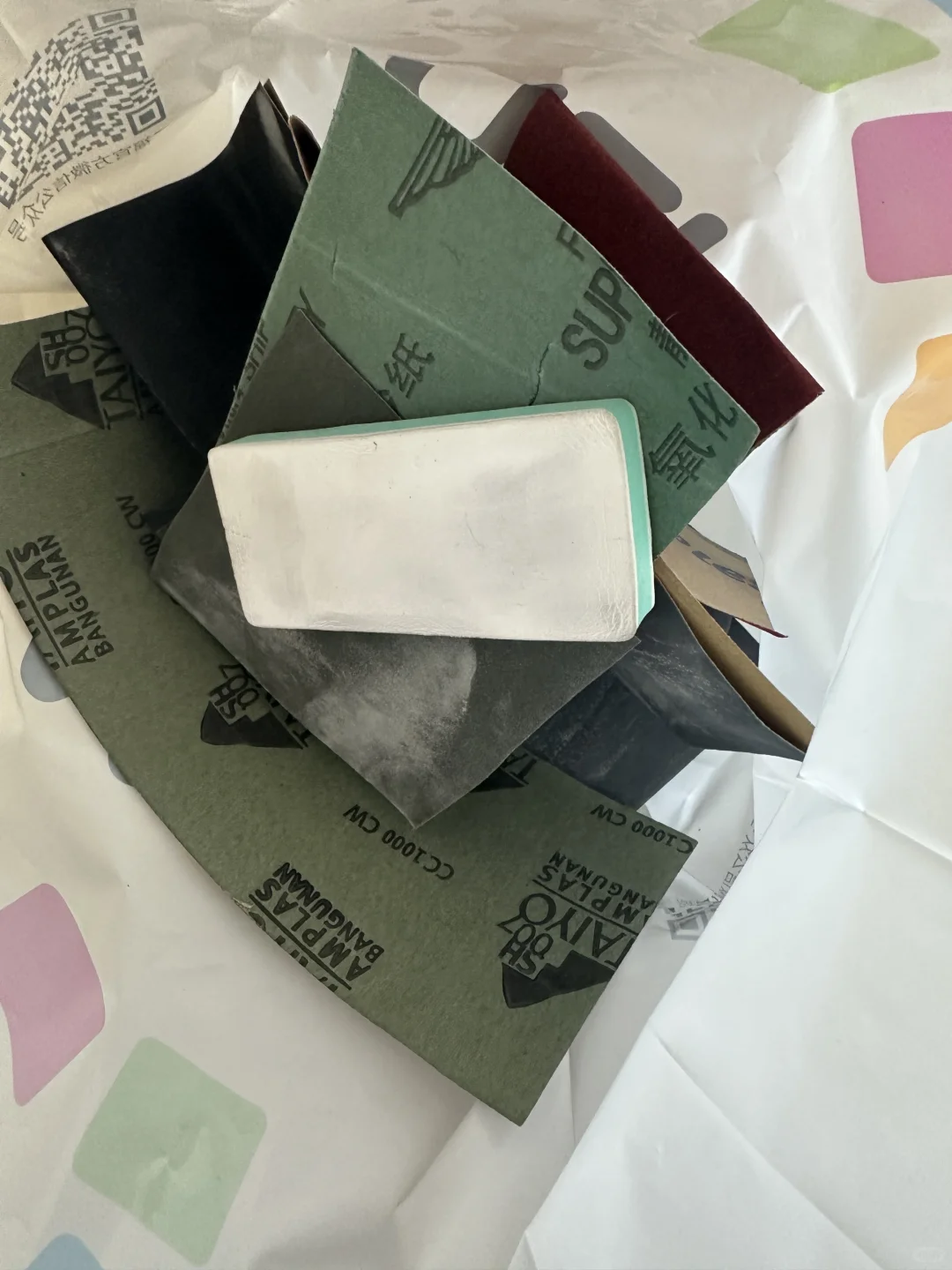 电动车前塑料板修复