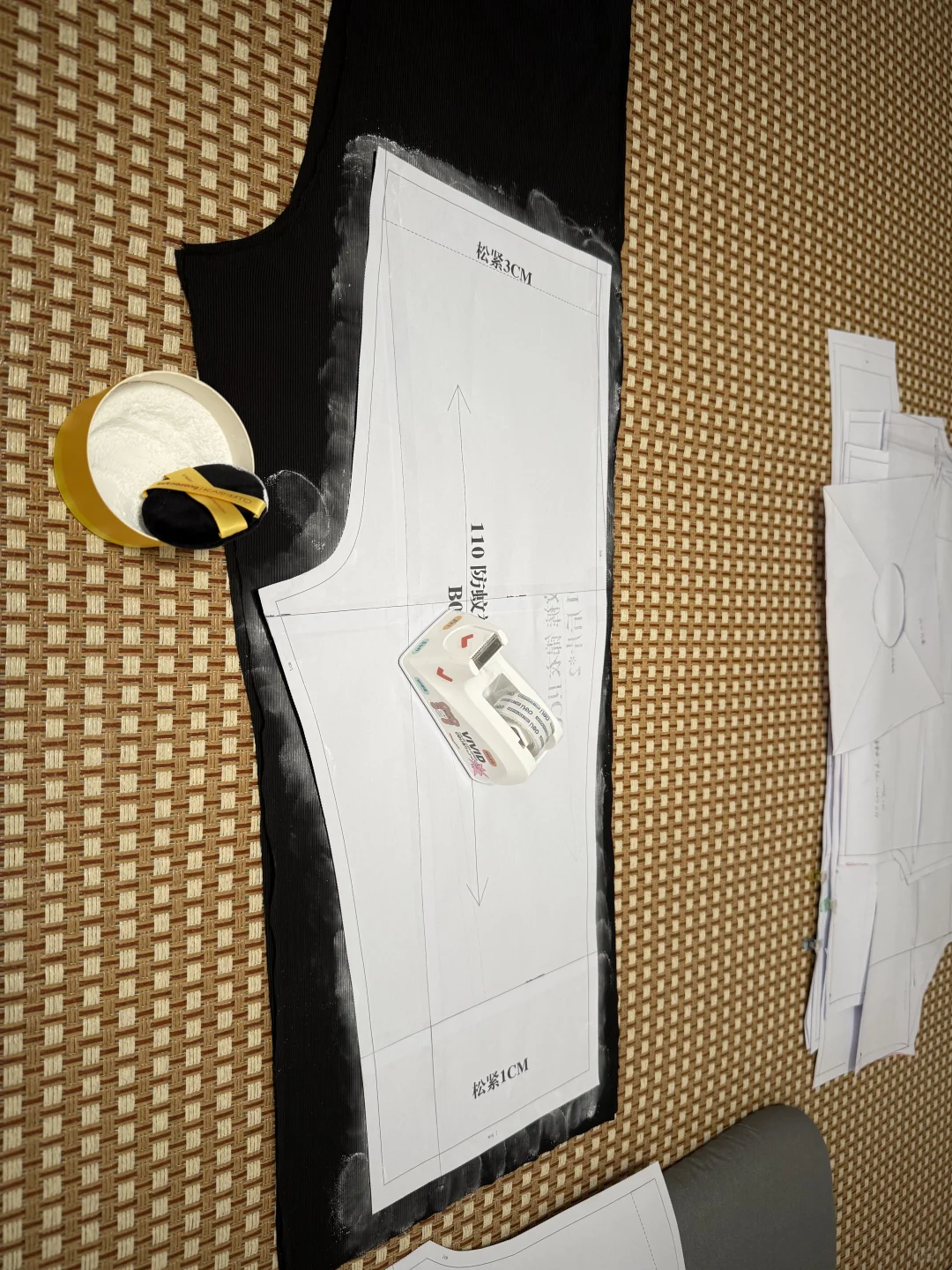 邪修终究是到了缝纫界~