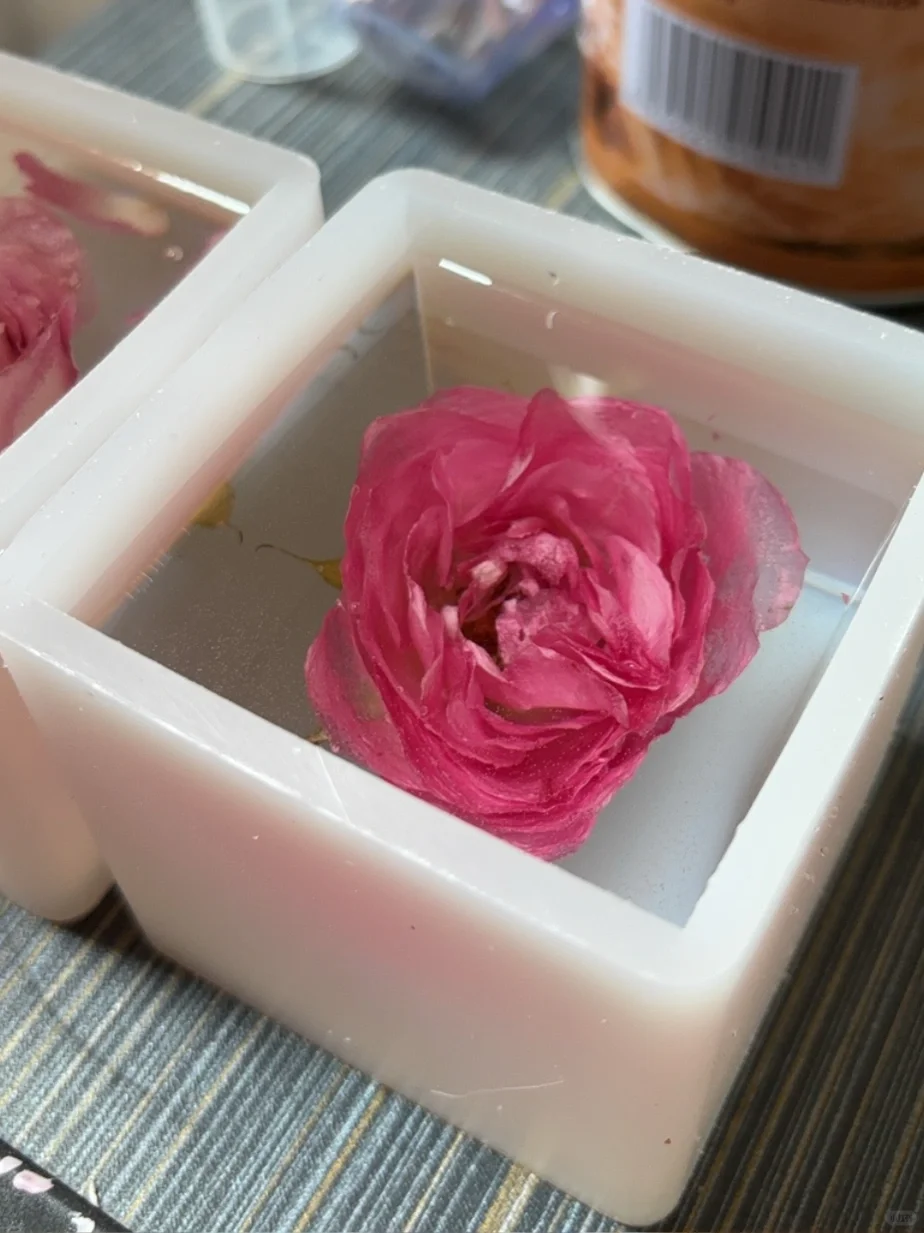 ?滴胶玫瑰的保姆级详细教程