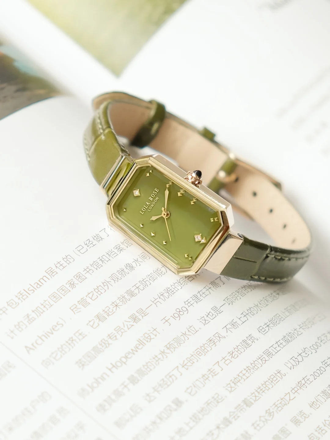 碳酸、王悦伊等时髦精都在戴的质感手表✨