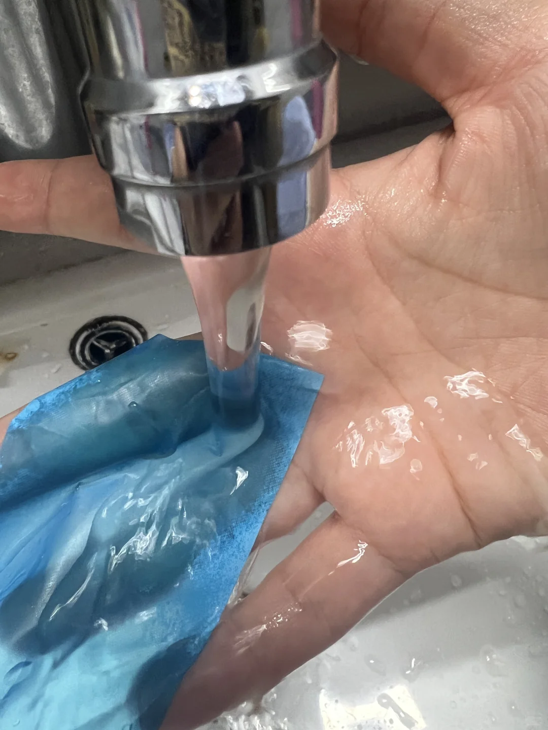 可伶可俐吸油纸的羊毛我先薅为敬！