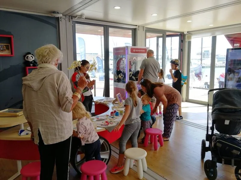 让非遗糖画走向世界～