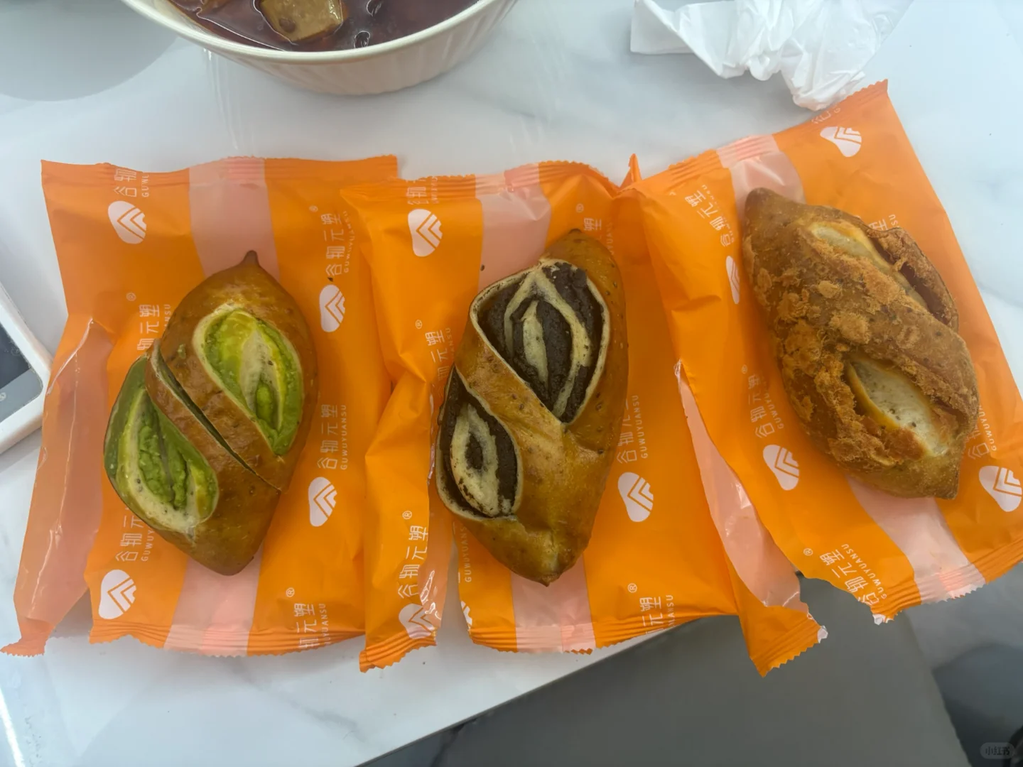 今天吃了谷物元素的碱水棒!