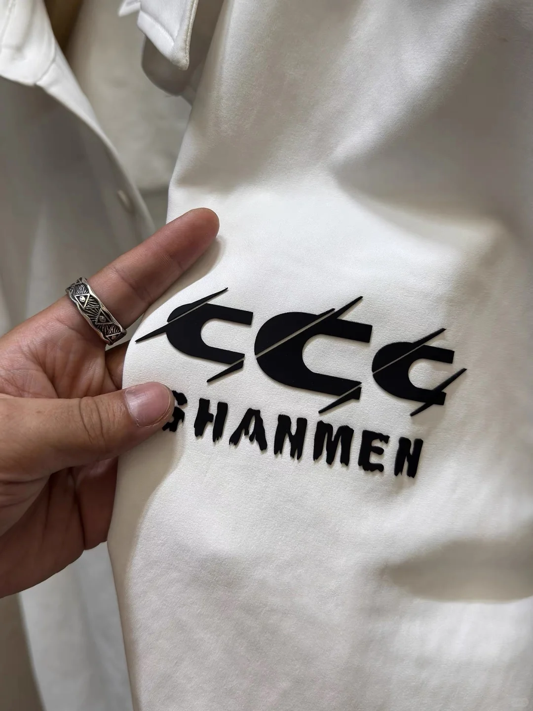 服装工艺｜2025秋冬新款服装印绣花特殊设计