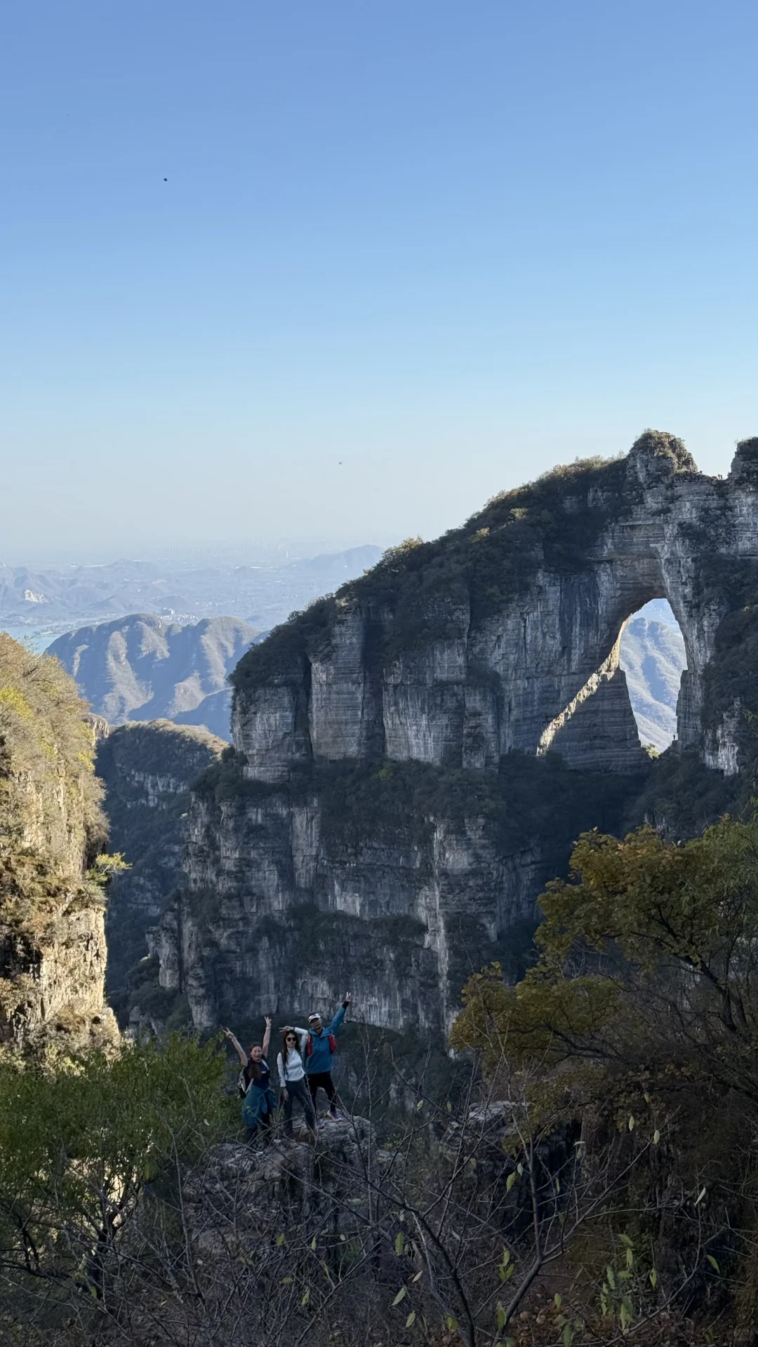 北京2h达！蚕姑坨悬崖边日照金山的秋日秘境