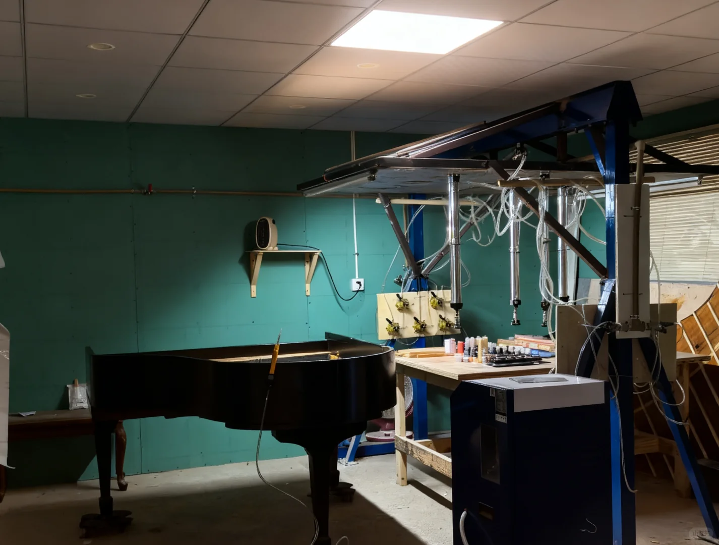 【钢琴修复界的“声学实验室”】