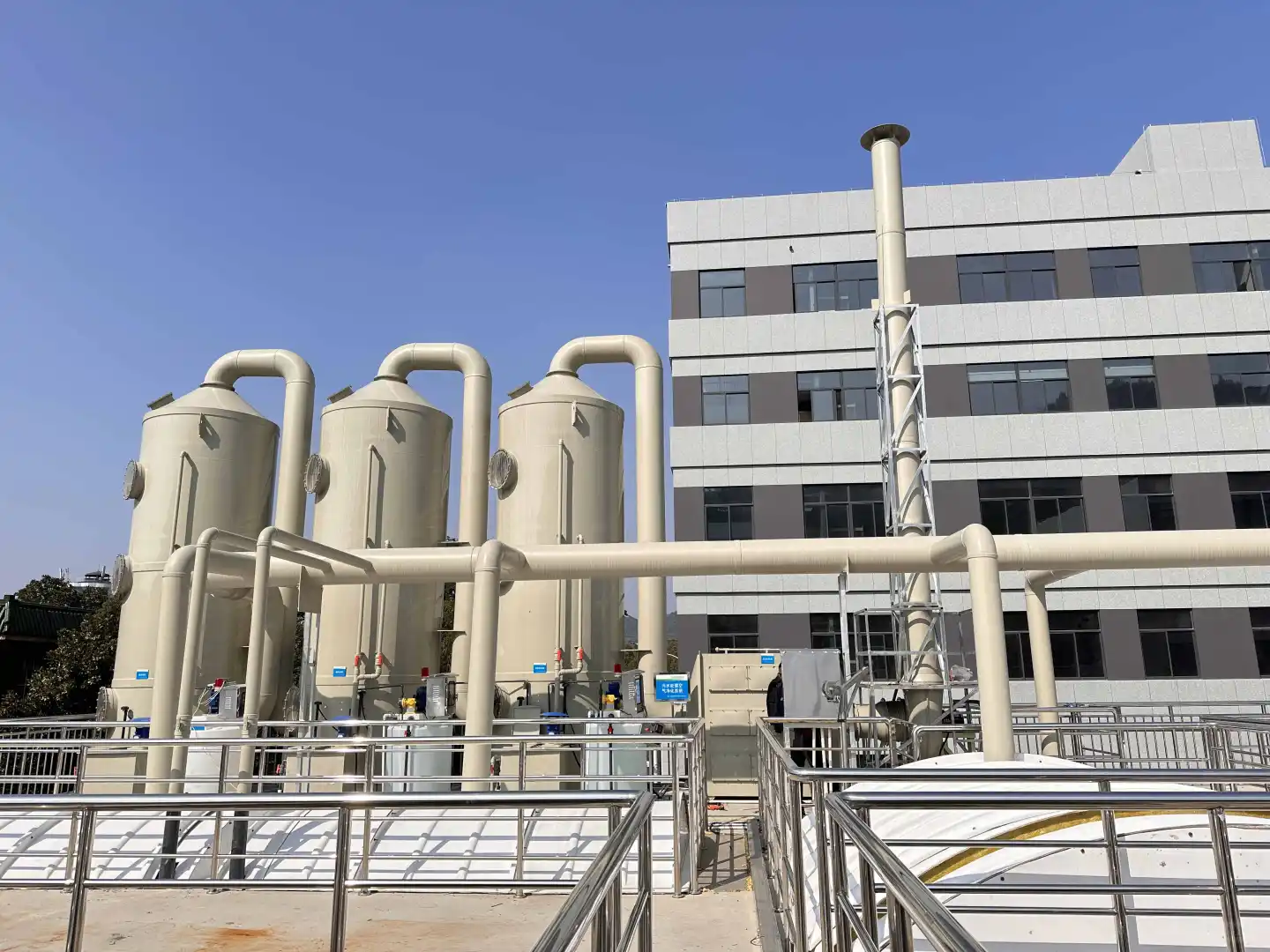 高效废气处理设备：环保与经济效益双丰收！