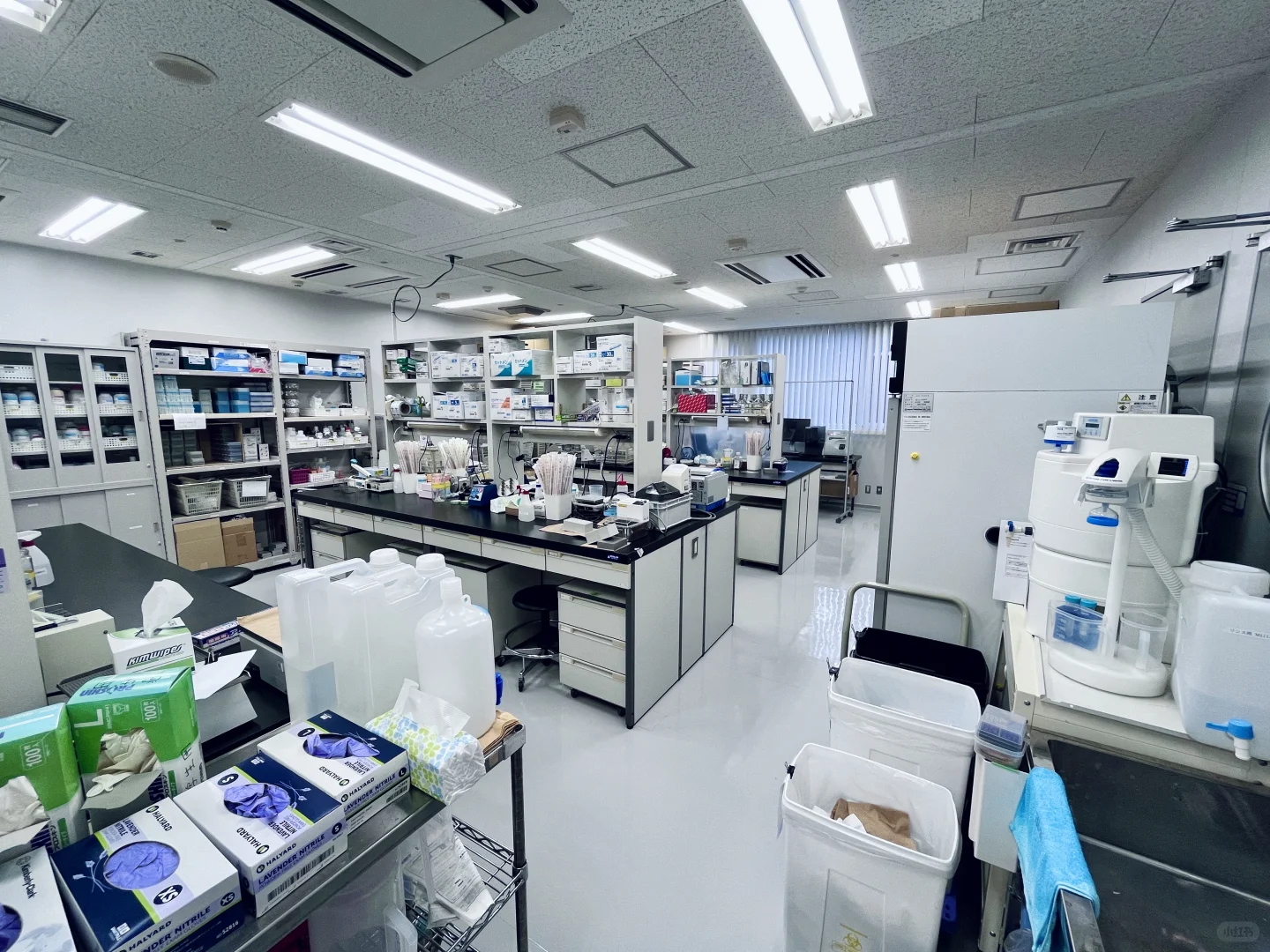 ?医学生｜实验室算不算干净整洁呢???