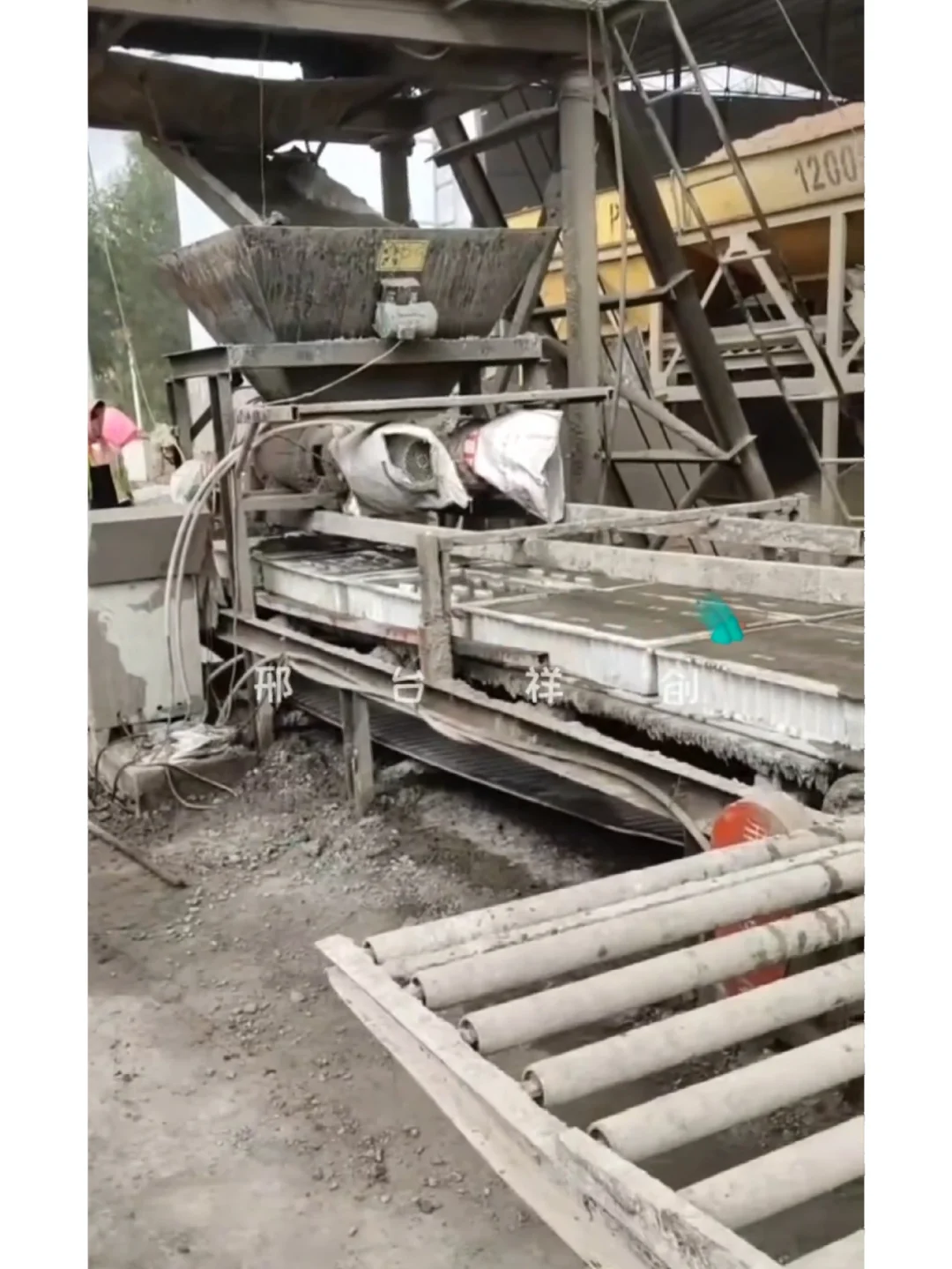 祥创水泥预制构件布料机器生产线成型设备