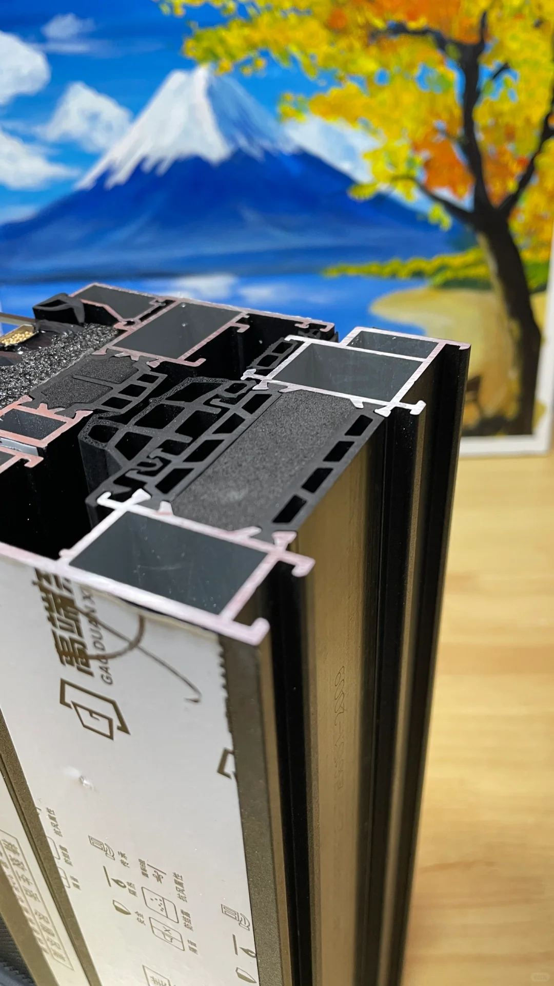 断桥铝系统窗95一体窗