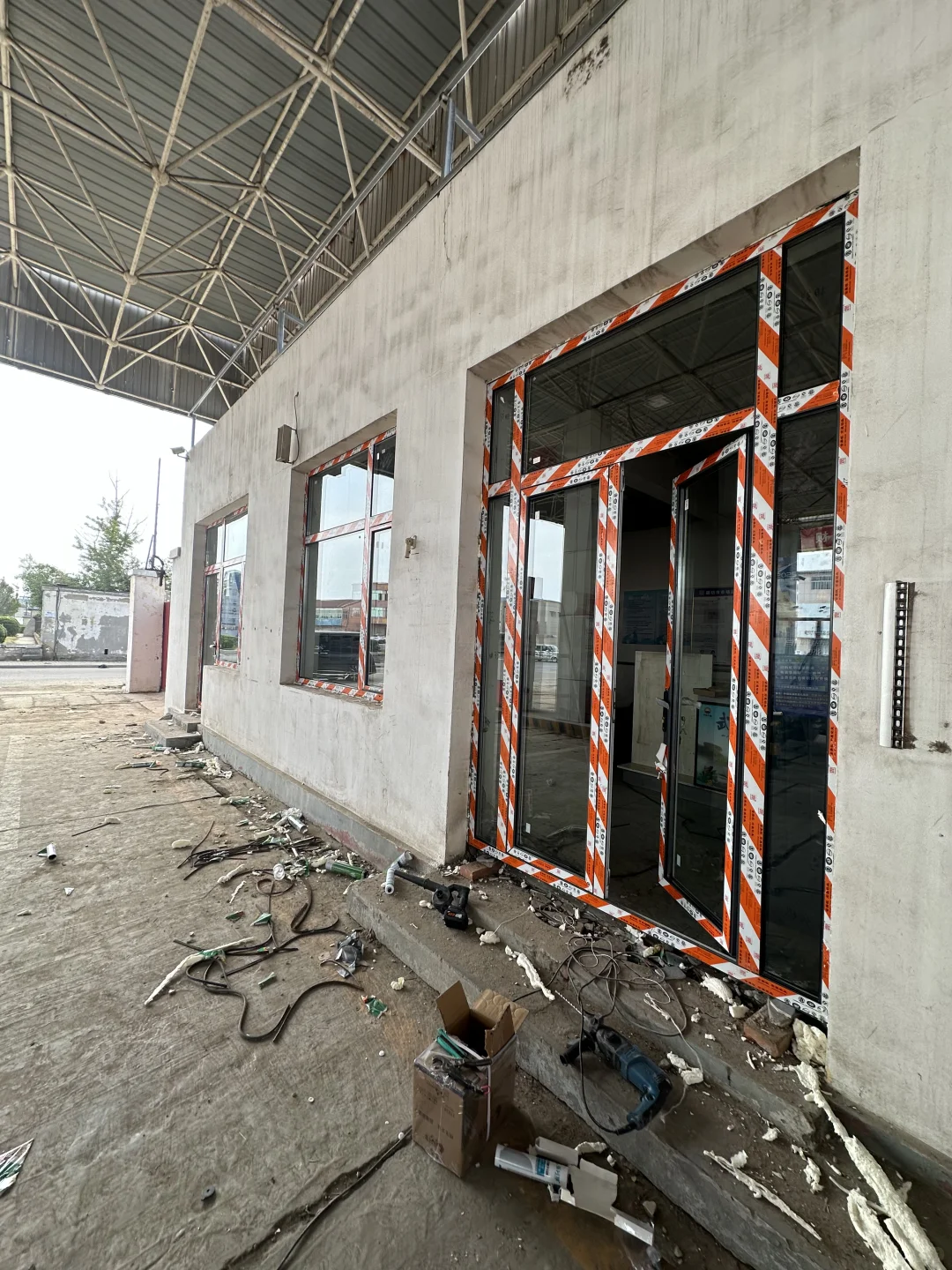 新窗落地，顺顺利利