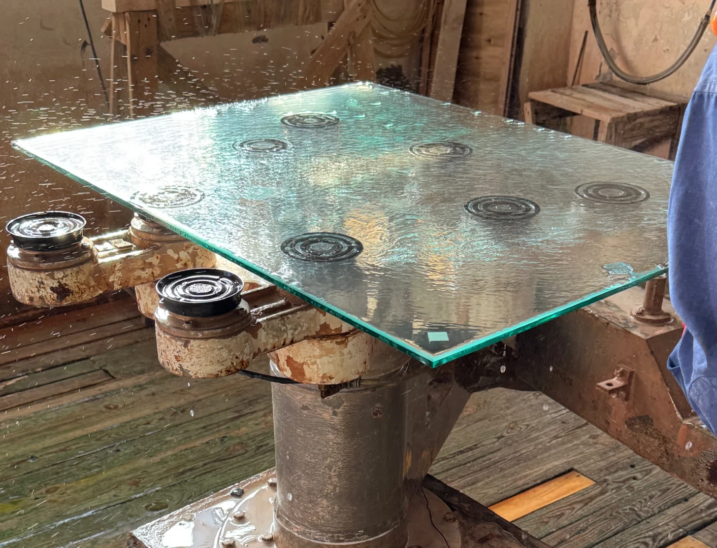 北京顺义玻璃厂