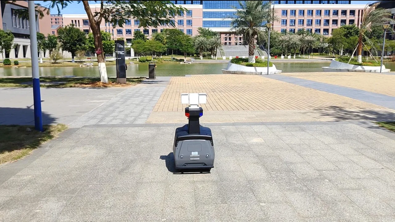 智慧安防巡逻机器人给学校带来的改变