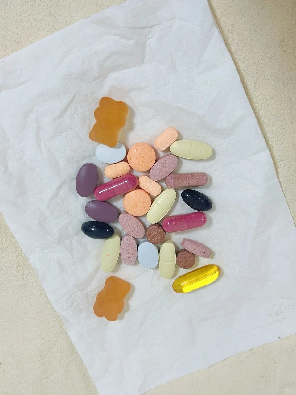 我姐一天吃10几种保健品，真的没事吗？