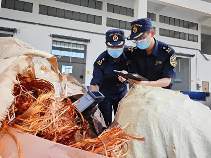 ??扣下“扳机”,污染显形