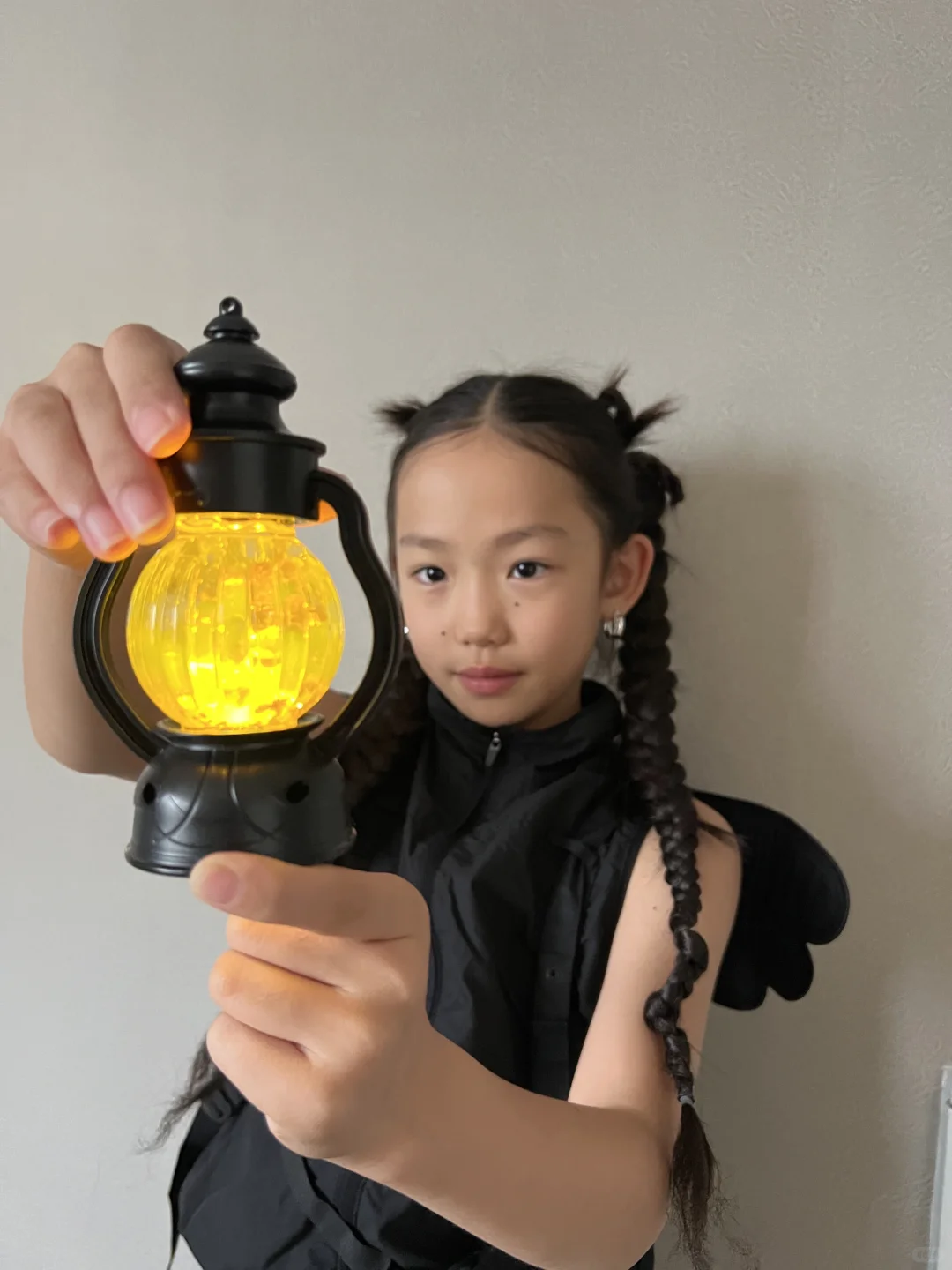 送完这个礼物，就安心送回学校了