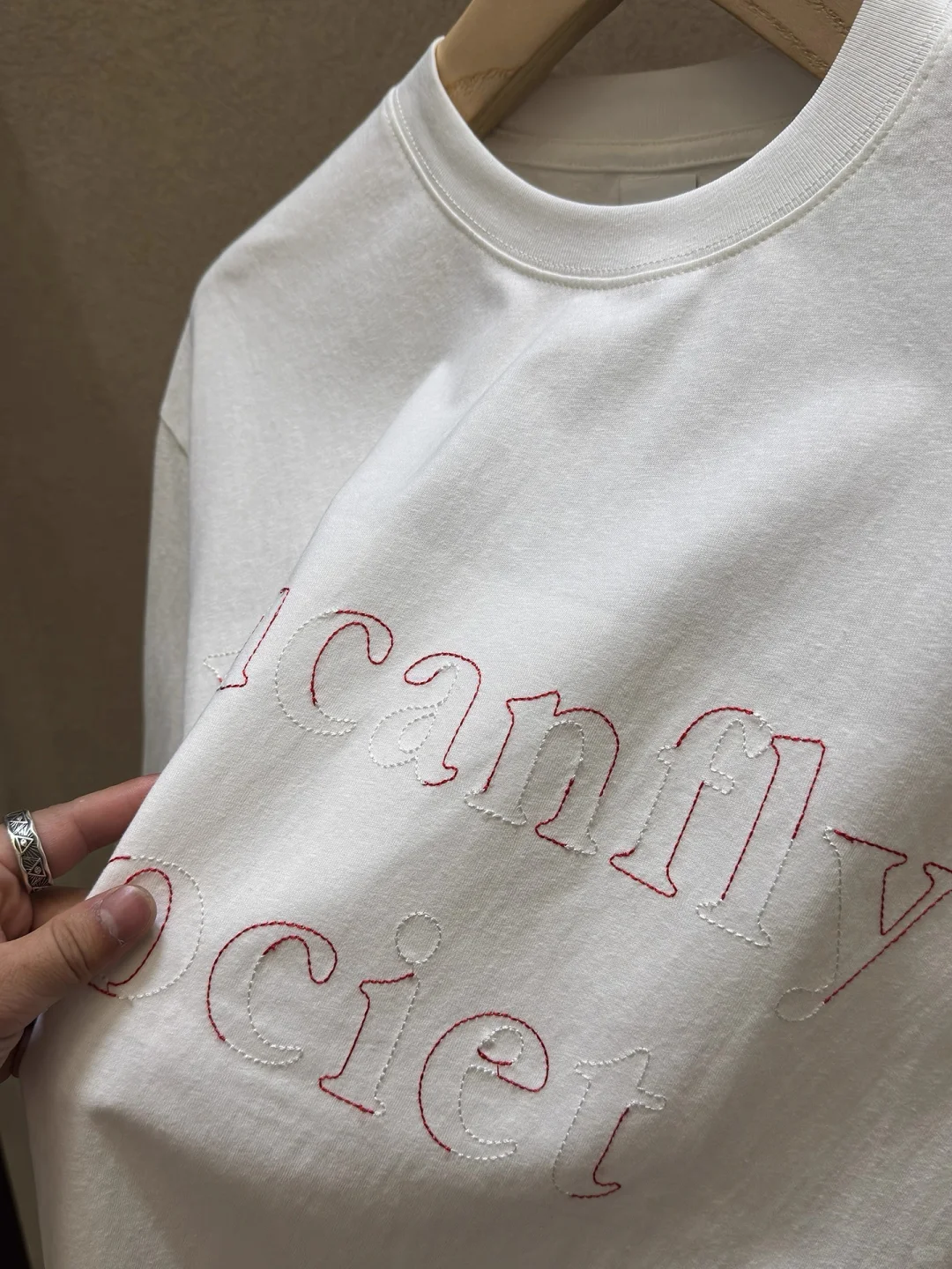 服装工艺｜2025/26最新的高级印绣花细节设计