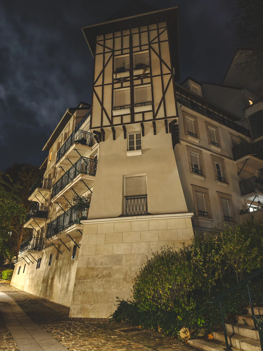 ??21世纪欧洲人热衷于新建中世纪城镇