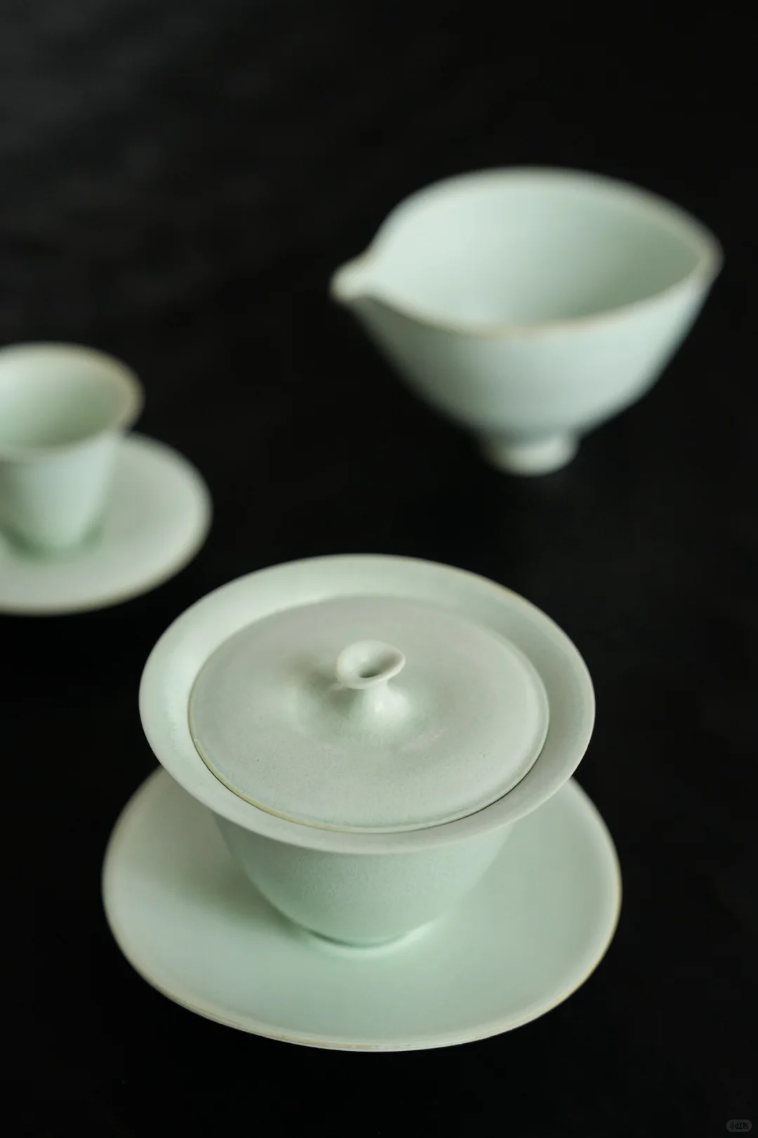 之中ｘ新展预告｜陶瓷玻璃联展“异苔同岑”