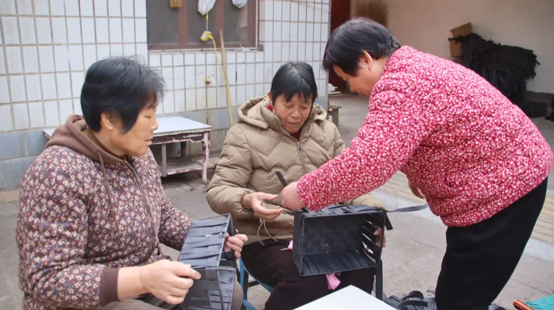 巧手编织“共富梦” “指尖经济”促增收