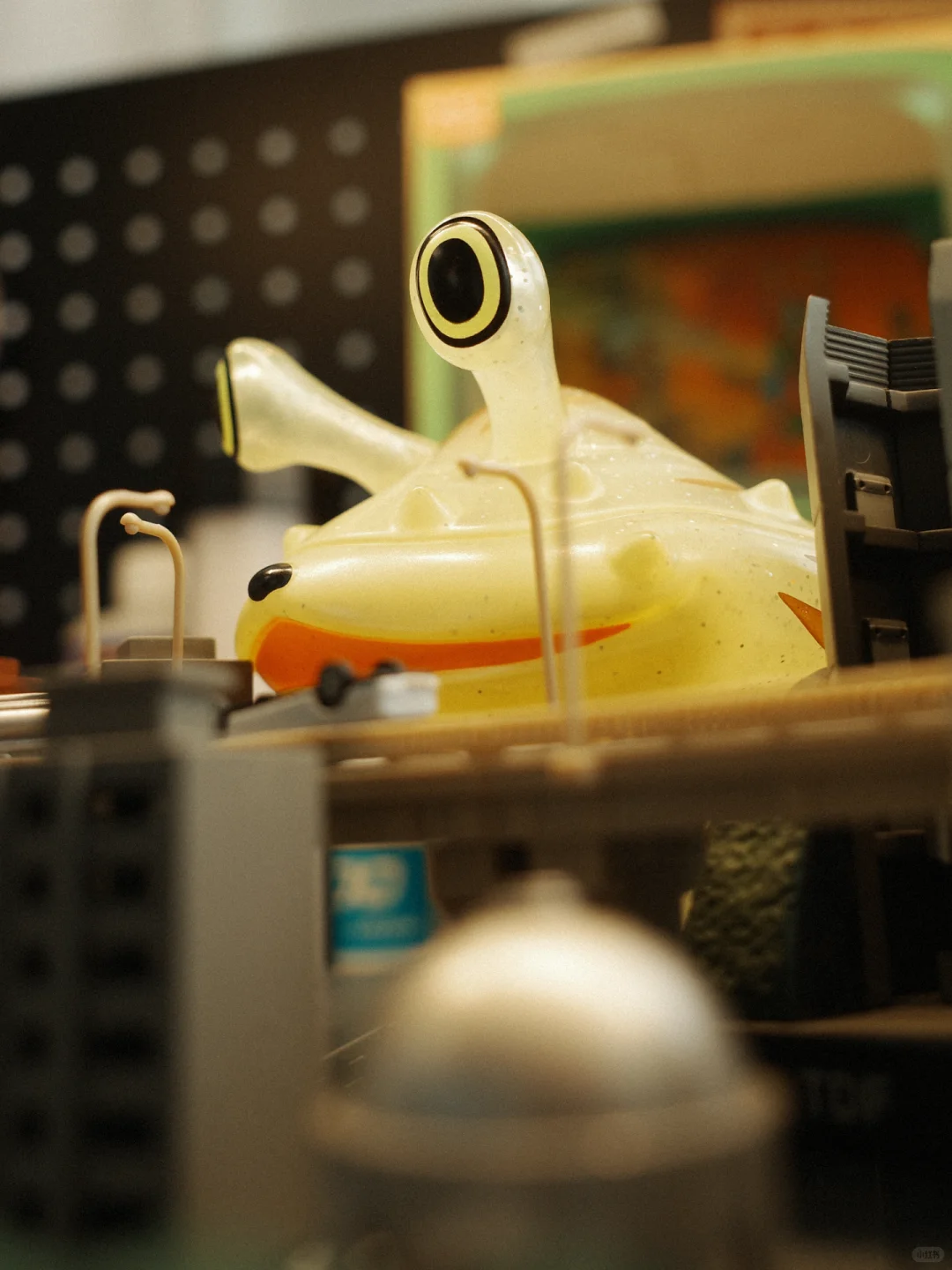 快逃? 中古怪兽来袭❗️