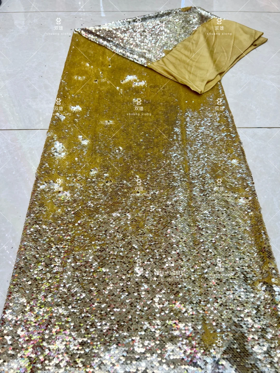 谁懂啊???好喜欢这种闪闪发光的面料✨✨?