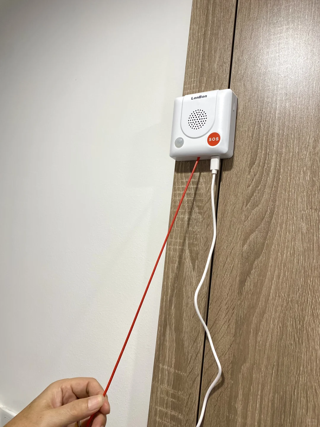 这台小设备，是我为爸妈准备的“远程安心