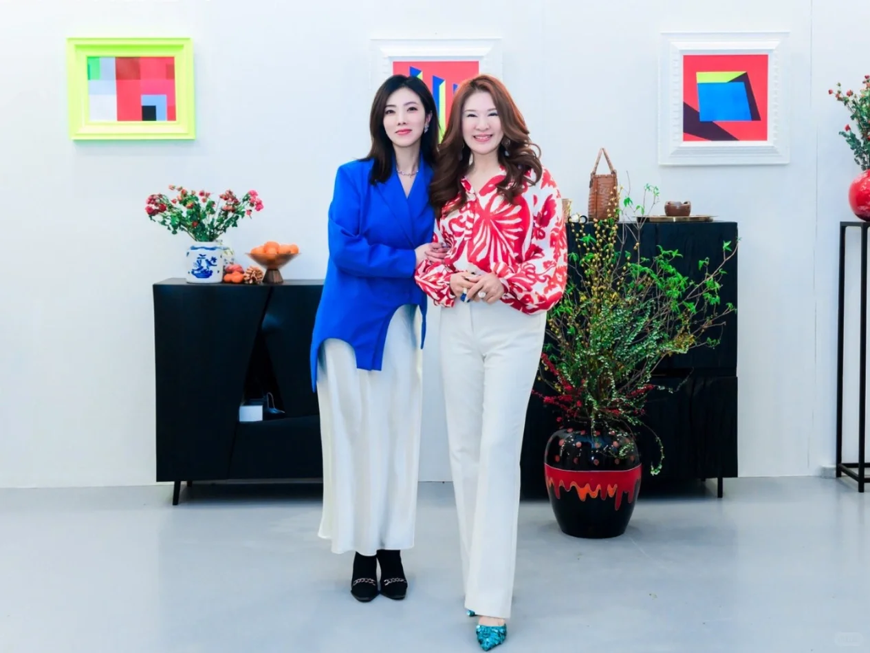 接触了很多大佬之后，我发现了实现财富自由