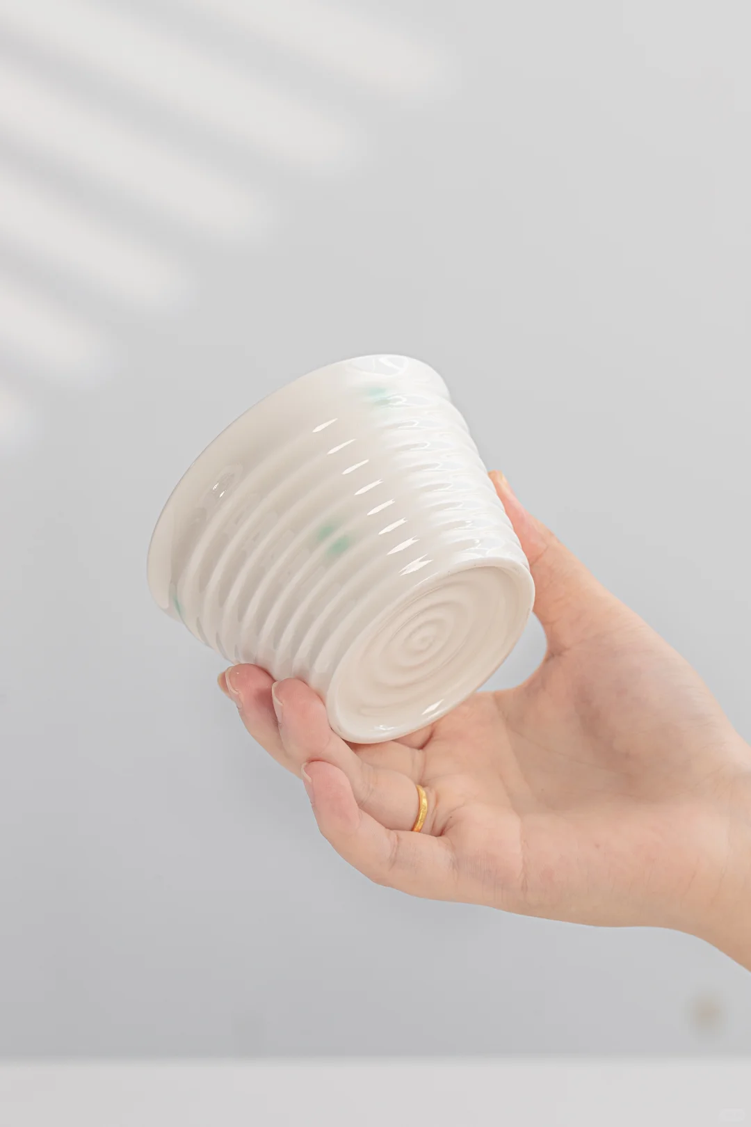 云汀手作｜集亩系列绿彩水波纹猪口杯