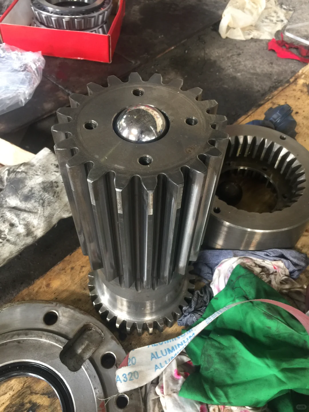 ?立磨减速机太阳轮维修?