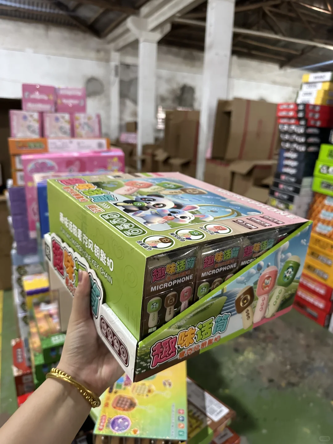 拿货个位数的玩具礼品！！