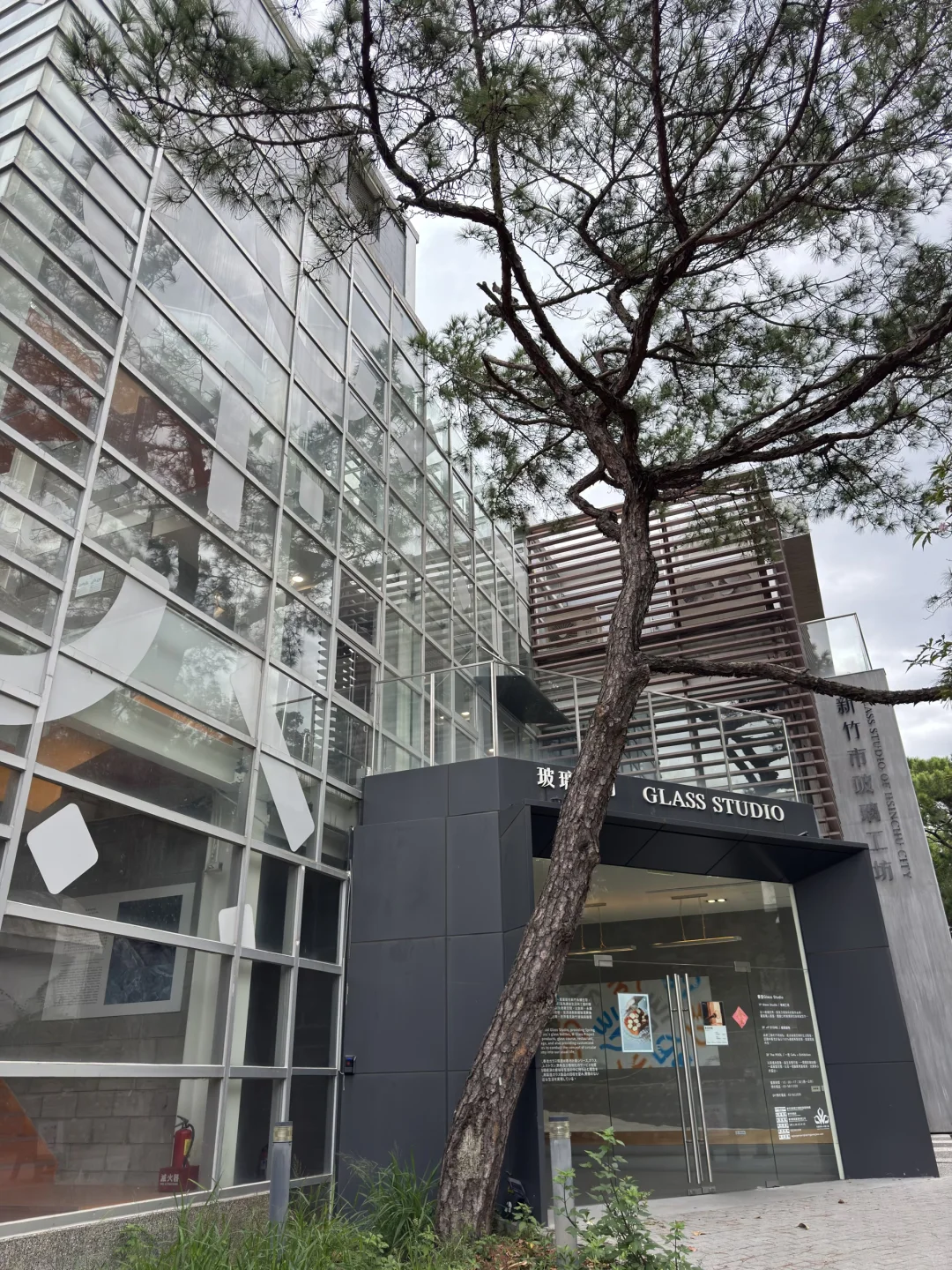 新竹最美「玻璃溫室」SPRING POOL GLASS Stud