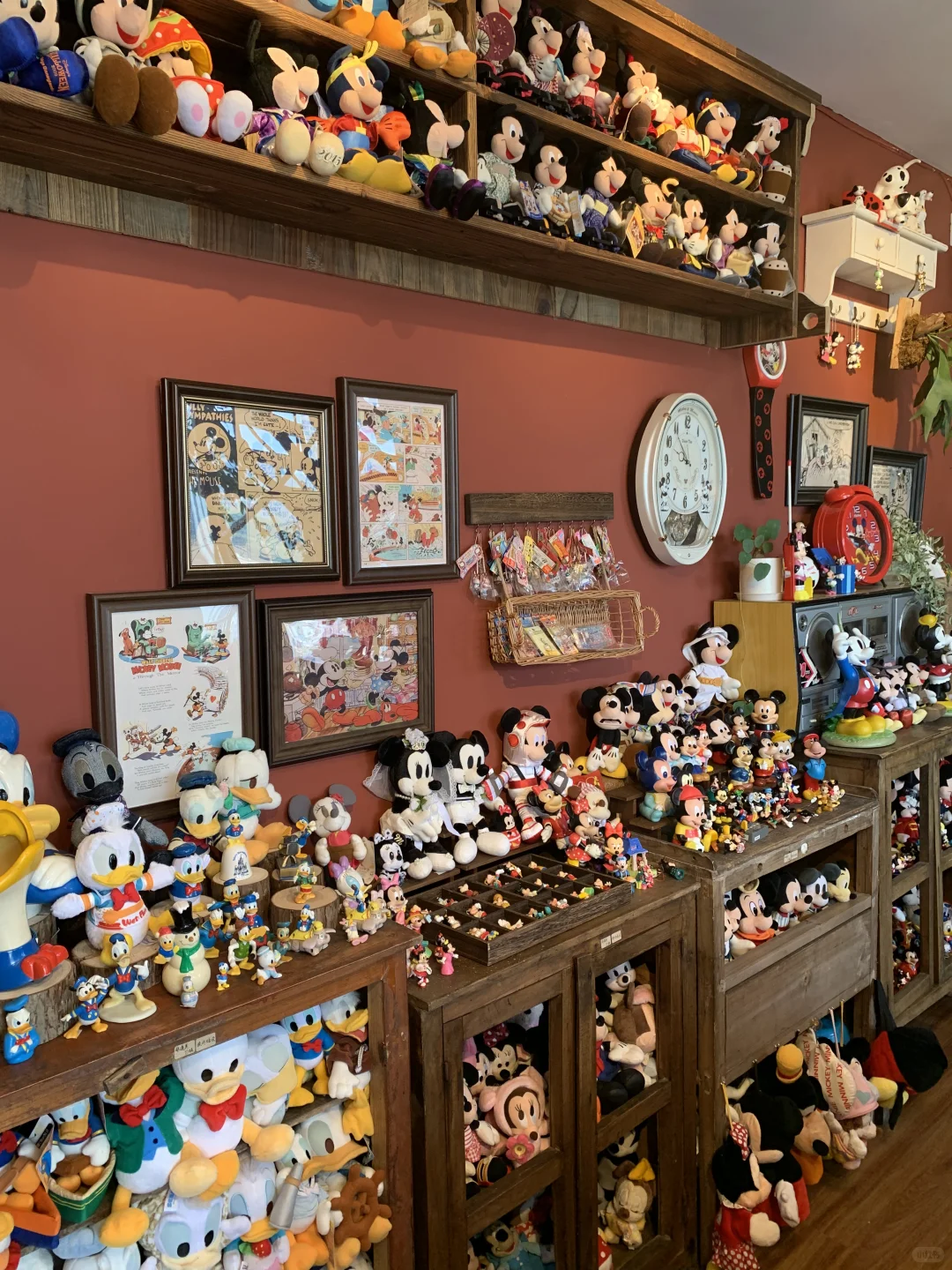 深圳新开的玩具咖啡厅…简直米奇妙妙屋！??