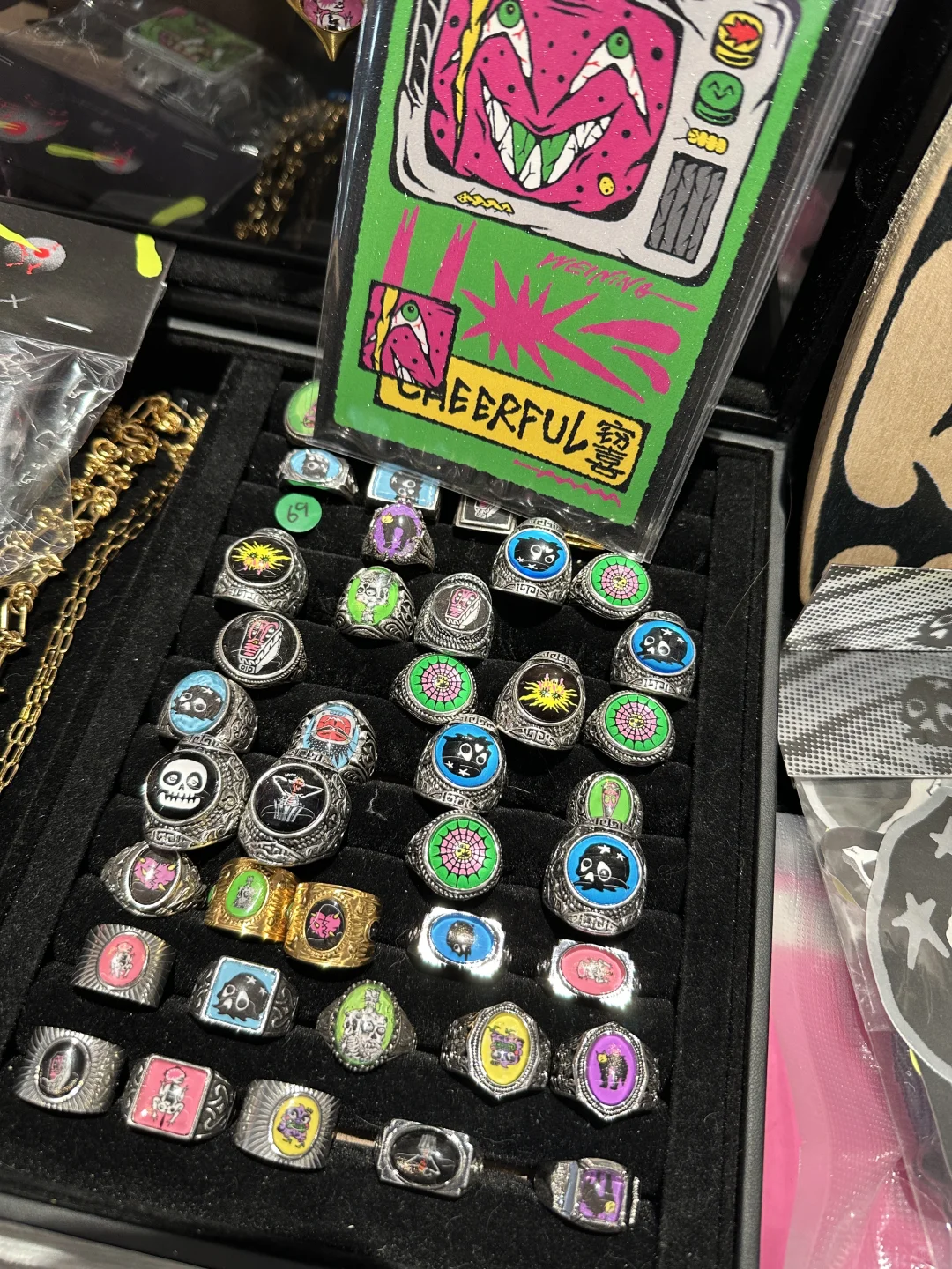 怪兽超市｜各种奇怪的玩具….