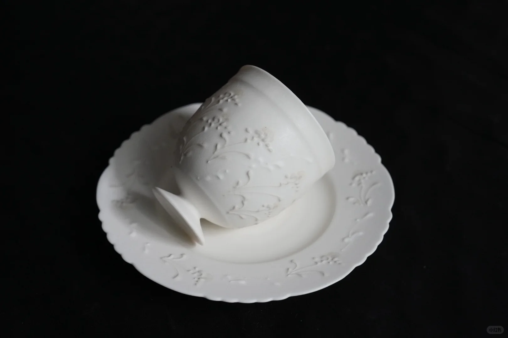 之中ｘ新展预告｜陶瓷玻璃联展“异苔同岑”