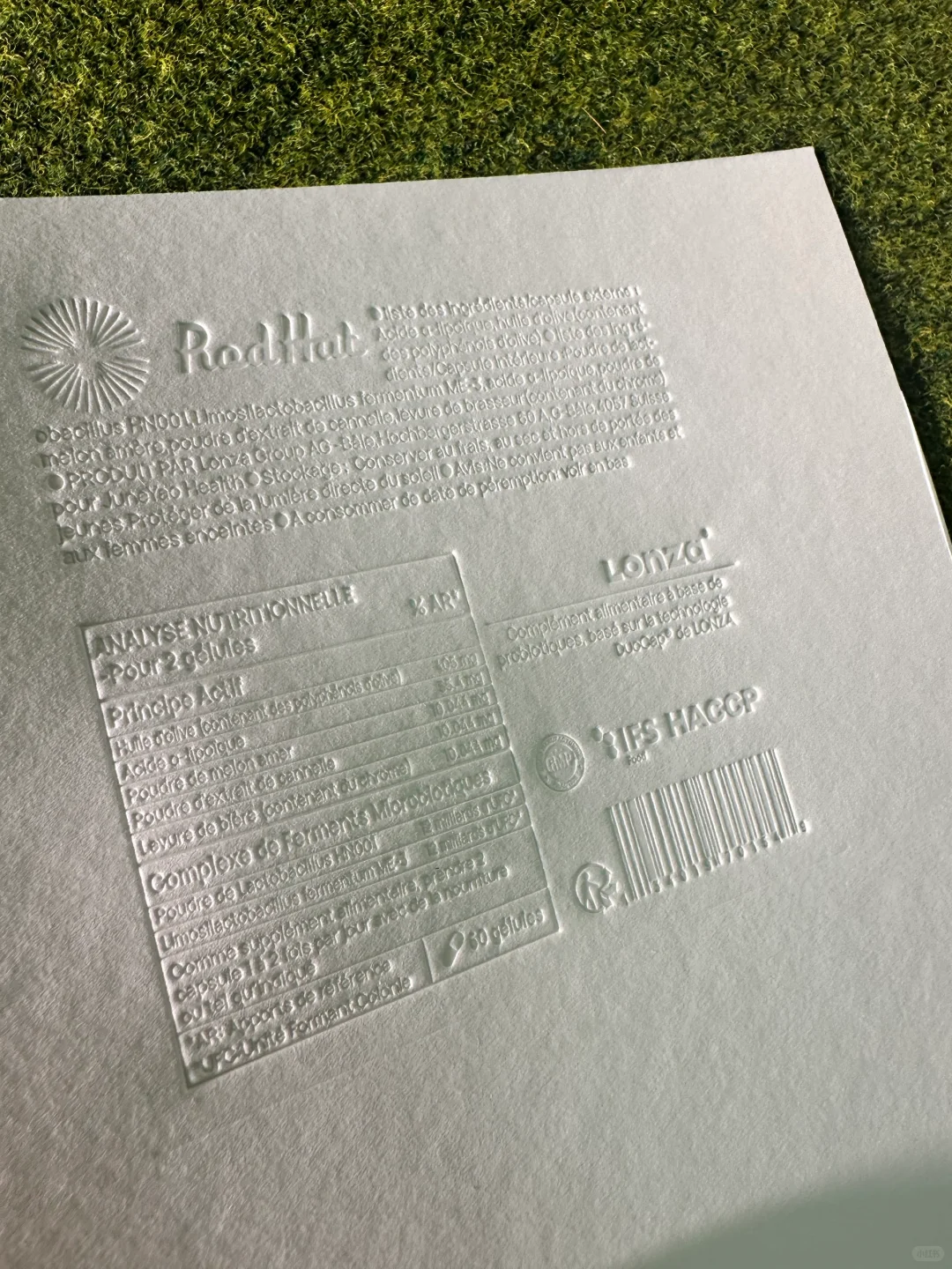 无色压凹完美呈现文字的美！不拘泥印刷